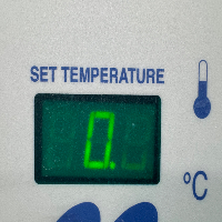 VWR 1570 Incubator Shaker image 3